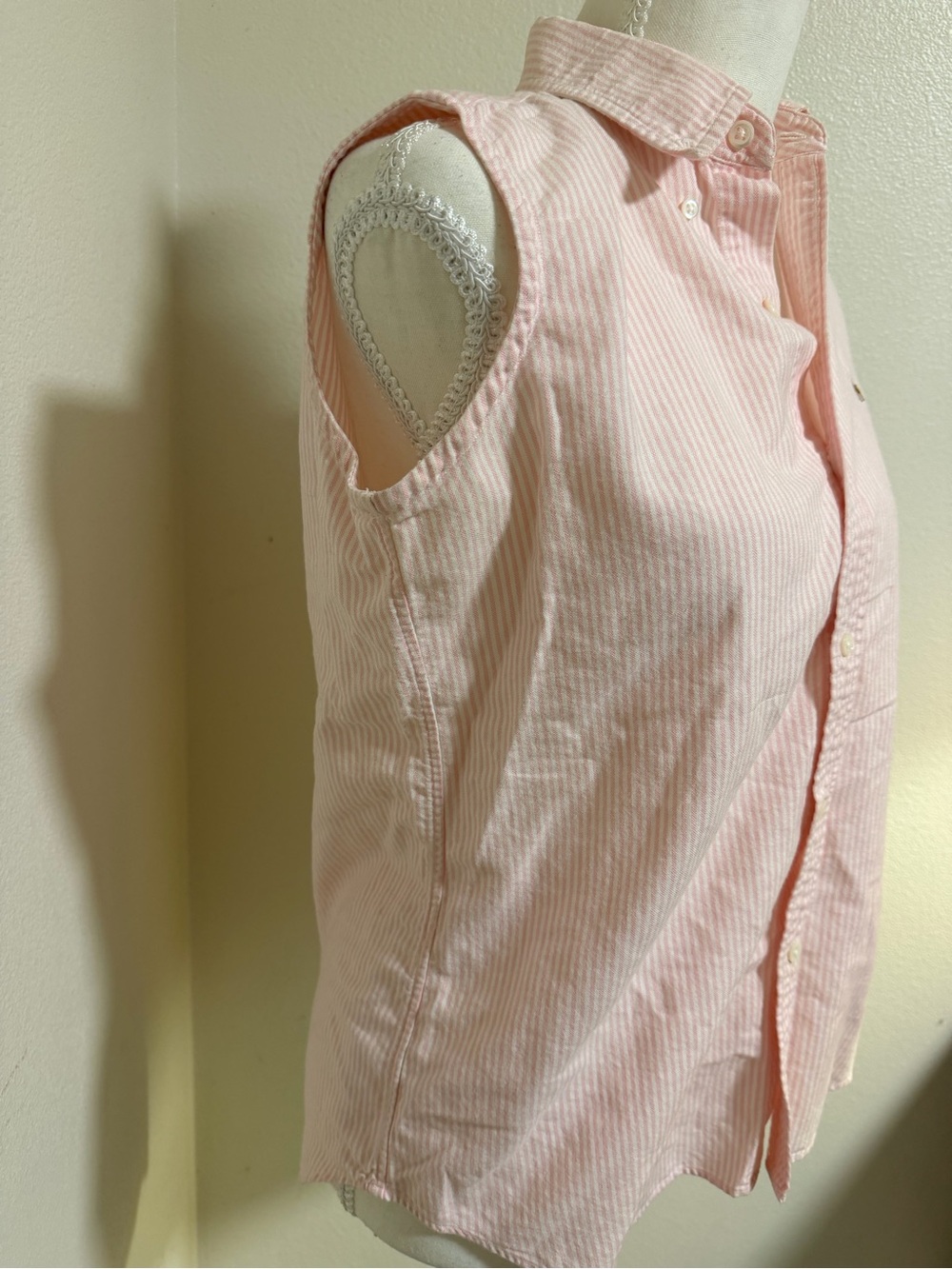 Ralph Lauren Pink and White Striped Button-Down Sleeveless Collared Pony Shirt - Picture 5 of 7